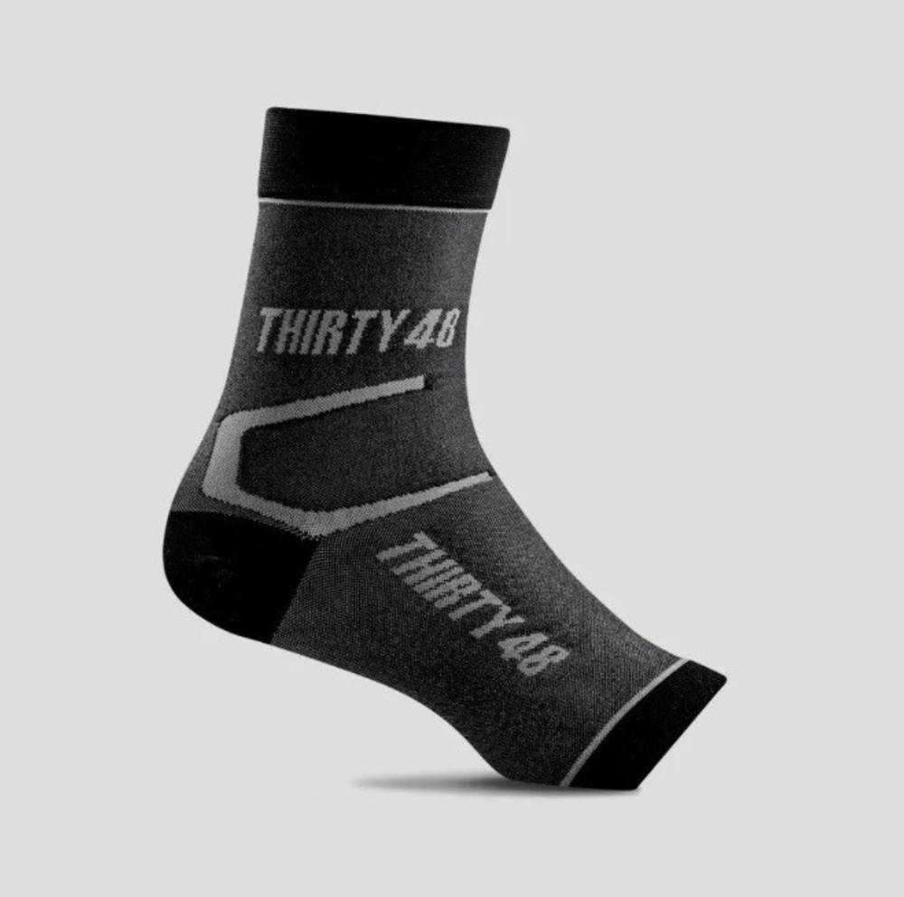 Thirty48 Black Plantar Fasciitis Compression Socks Ankle/Heel Size Medium M