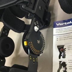 Vertaloc Max OA Knee Brace Support LEFT Size SMALL Black BRAND NEW