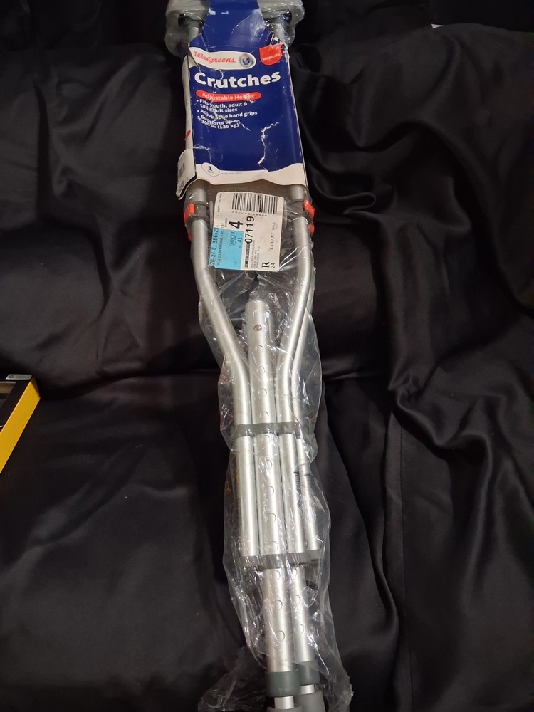 Walgreens Adjustable Height Standard Crutches, Aluminum Silver, 300 lb Cap