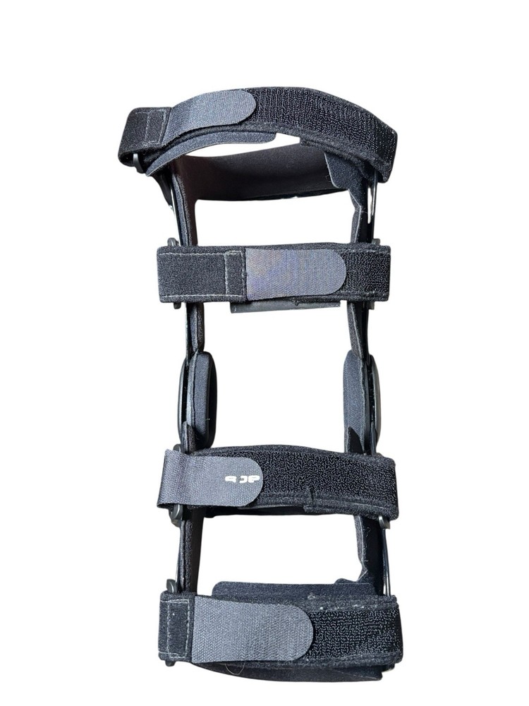 Bledsoe Hinged Knee Brace Small Right