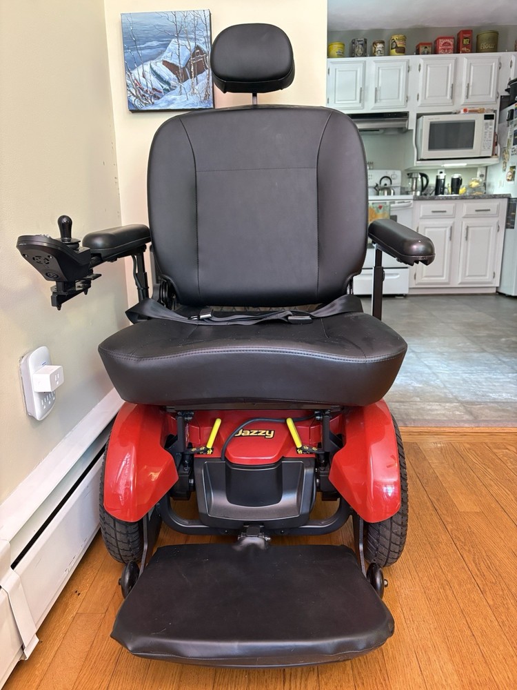 Jazzy Red & Black Powerchair Mobility Chair w/ Padded Armrests, Headrest