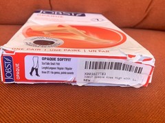JOBST Opaque Knee High with SoftFit Technology Band, Small (1 Pair), Beige READ