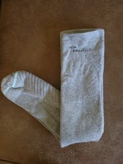 ONE COMPRESS Bamboo Compression Knee Socks Pair With Grips-Gray- Sz XS- S-NWT
