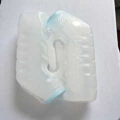 MedVance 2 Pack 1000ml Plastic Portable Urinals for Men Glow in the Dark
