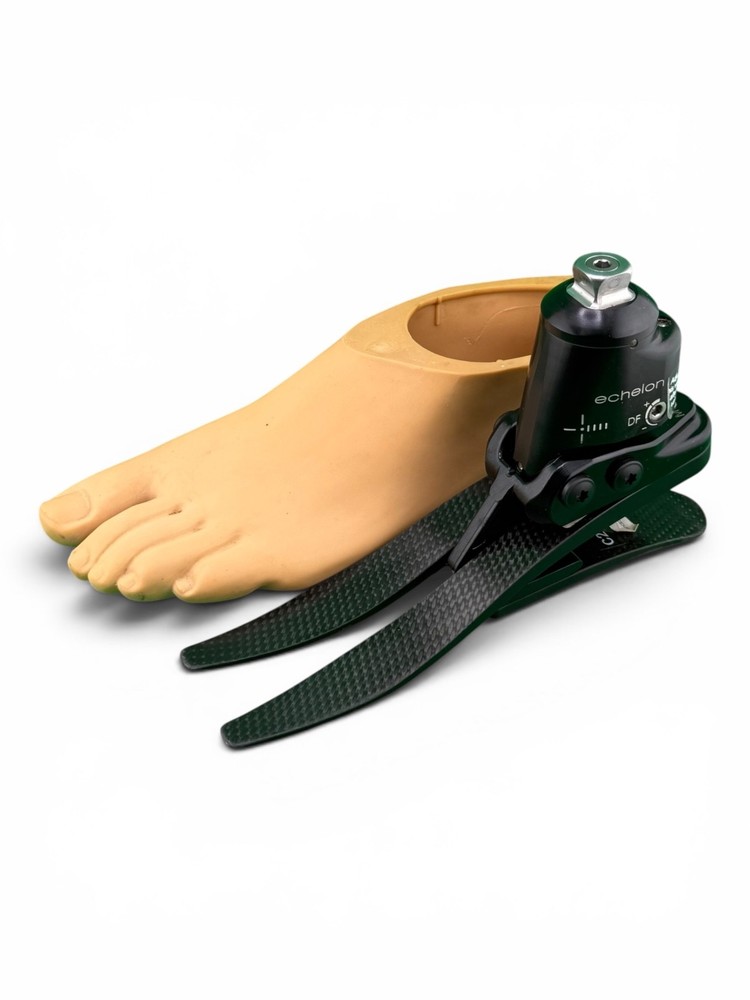 Blatchford echelon hydraulic ankle prosthetic foot. Size 26. Category 5. Left