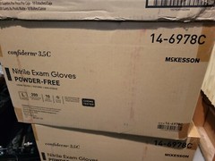 McKesson 14-6978C TACTILE TOUCH Powder Free Nitrile Exam Glove-2000/CS Large