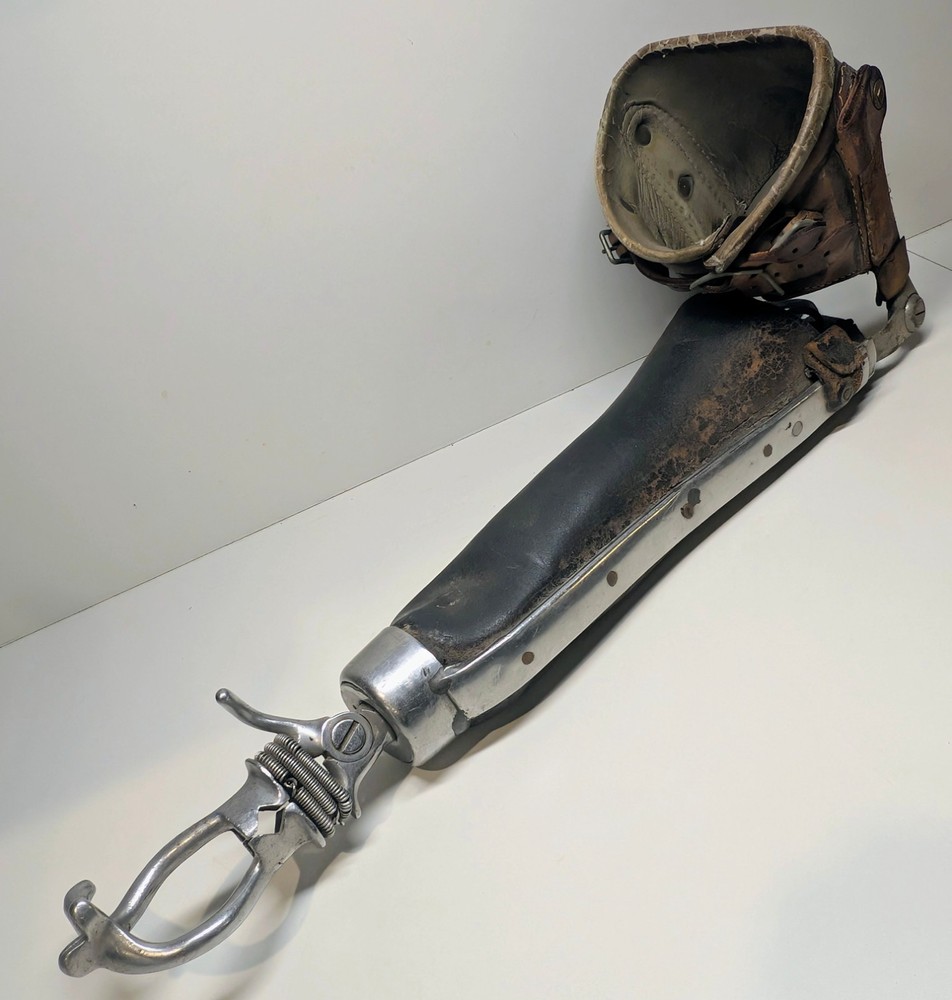 Antique Leather Prosthetic Arm Split Hook Hand Forearm Steampunk