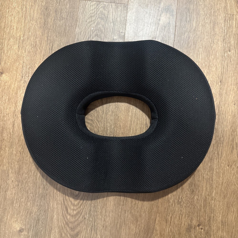 Donut Pillow Seat Cushion – Sciatica Prostate Tailbone Hemorrhoid Chair