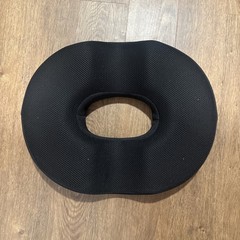 Donut Pillow Seat Cushion – Sciatica Prostate Tailbone Hemorrhoid Chair