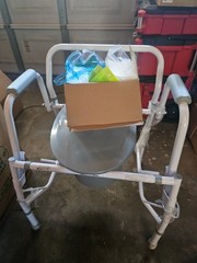 pride scooter,toilet