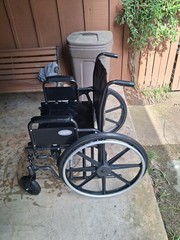 ProBasics Bariatric 24 inch Heavy Duty Wheelchair/ adjustable legs