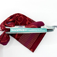 Sockwell Women’s Full Sun Compression Socks NWT S/M Burgundy Wide Calf Fit NEW