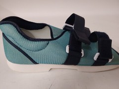 OSSUR Med-Surg Navy Blue Post-Op Shoe Medium Hook and Loop 17015