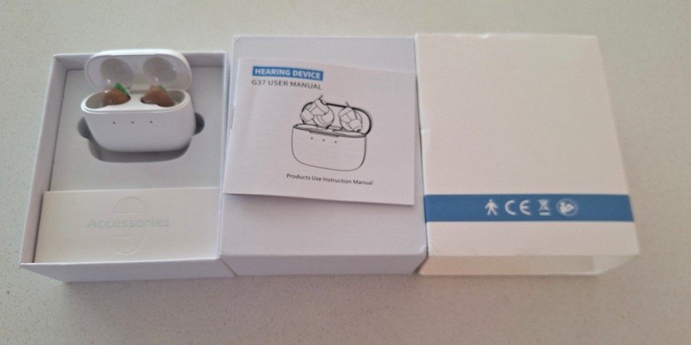 Brand New Hearing Aid G37 Noise Reduction Virtually Invisible. Charger included.