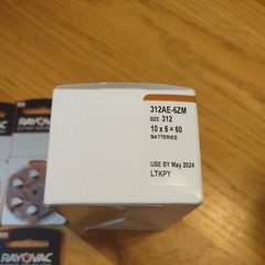 BRAND NEW RAYOVAC EXTRA ADVANCED 312 BATTERIES EXPIRATION 2024