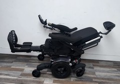 QUICKIE Q 700M WHEELCHAIR , POWER TILT,RECLINE , LEGS,LIFT , 1 MILE.