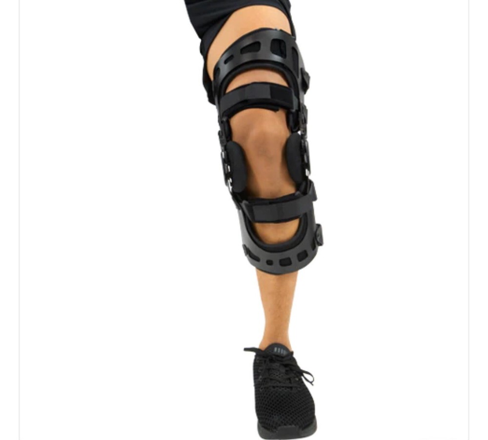 Coretech Dual 845 OA Knee Brace Right Medium SUP2079BLKLM Comfortable NEW