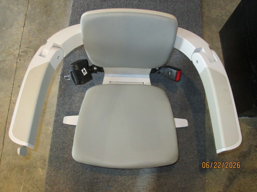 Nice Bruno Stairlift Stair Lift SRE-3050 Chair Assembly