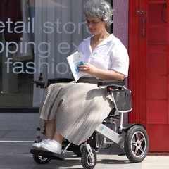 Fold And Travel Auto Recline Lightweight Foldable Electric Power Wheelchair