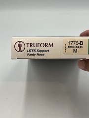 TRUFORM LITES Support Panty Hose w/ Control Top ~ Beige M ~ 1775-B ~ 10-20 mmHg