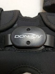 DonJoy Hinged Knee Brace Drytex Sleeve Small Lot 2