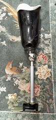 Ossur Prosthetic Leg – 27R – Right – Some Scratches – Rock Solid Working Cond.
