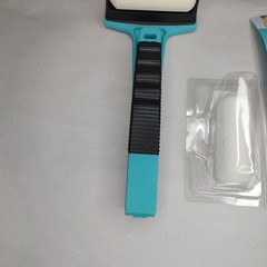 Bearback Itch and Rash Treatment Teal Teal Lotion Applicator