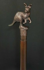Exclusively Newly Designed Kangaroo Design Handle Walking Stick Wooden Cane