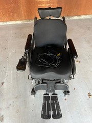 Quantum J6 Power Wheelchair Brand New Never Used.