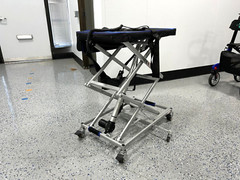 Rollator wheelchair lifter Battery Powered Lift 100 lb portable light weight