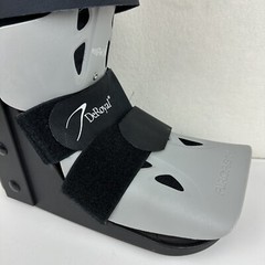 Medium DeRoyal Orthopedic Walking Brace Boot Foot Ankle Leg Tracker EX Walker