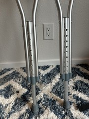 Adjustable Height Standard Underarm Crutches Adult Aluminum Silver/Gray Pair