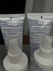 Ca-Rezz Antibacterial Skin care Norisc Cream 9.7 oz Incontinent Wash 8oz