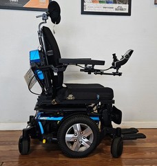 Quantum Edge 2.0 Powerchair – USED