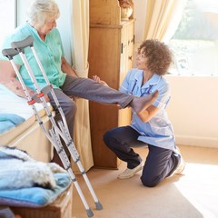 VILOBOS Aluminum Underarm Crutches Portable Adjustable Walking Cane Lightweight