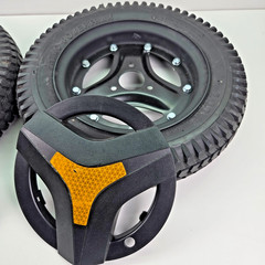 Pair Permobil Wheelchair Drive Wheels & Tires For F3 F5 M3 M5 Flat-Free