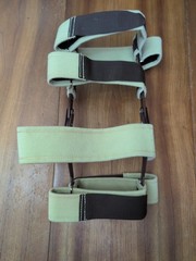 Seattle Systems Trulife A24701 Hinged Swedish Knee Cage Regular 15″-21″ Open Box