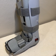 Breg Walker Genesis Mid-Calf Boot – Size Medium (BL525005) Post-Op Air Walker