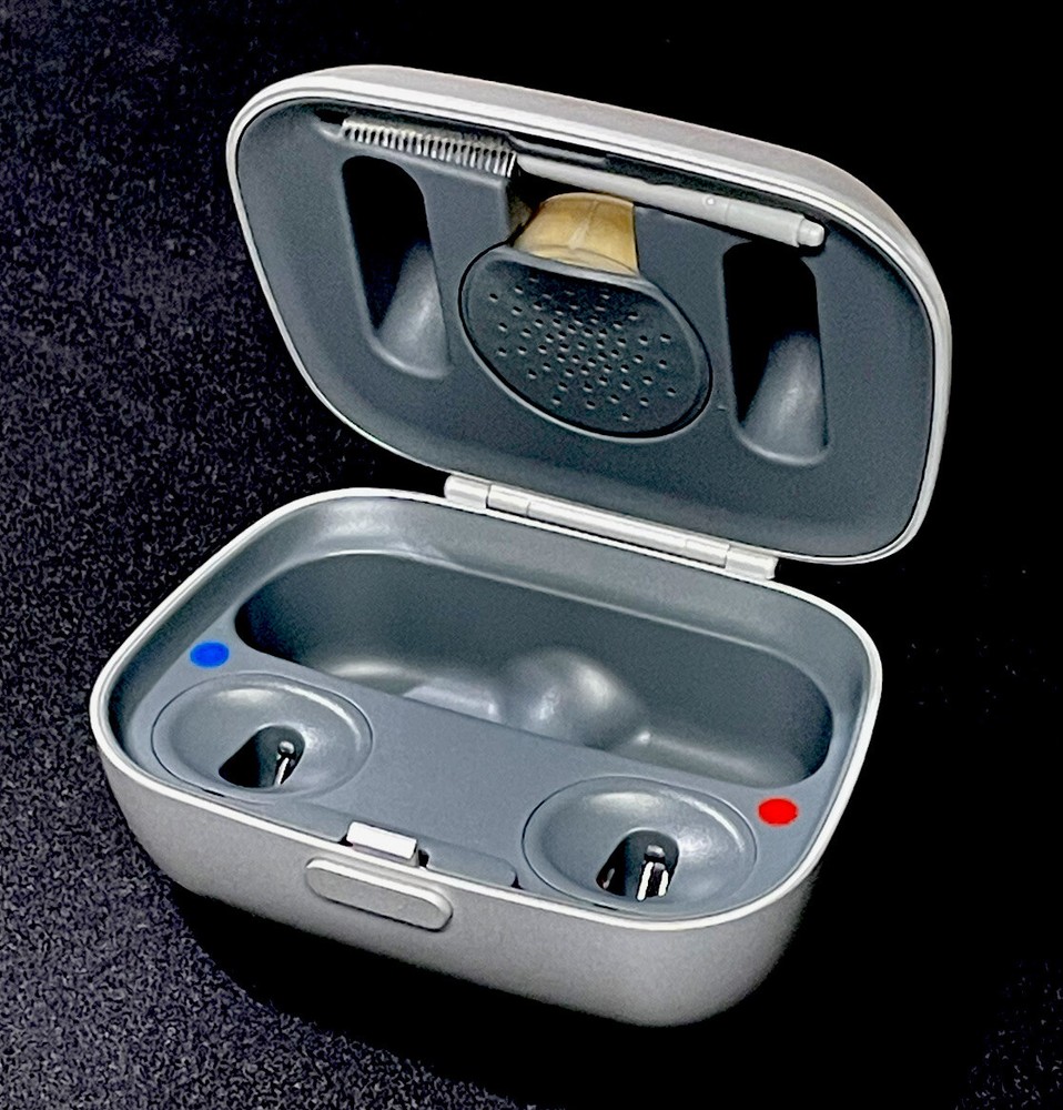Unitron Charging Case with Charging Cord Phonak Kirkland KS10 Travel Storage