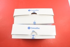 Qnty 2 ConvaTec SUR-FIT Natura Drainable Pouch, 12Opaque 1 3/4(45mm.) 413312