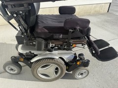 Permobil Corpus M300 Electric Wheelchair w/ Power Seat Elevate Tilt Recline Legs