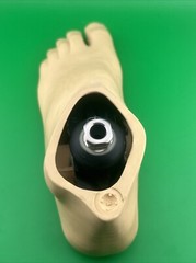 Trulife Kinetic single Axis Prosthetic Foot. Left. Sz 25cm. Category 2. Perfect