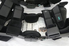 Vive Health Coretech 845 OA Knee Braces Right & Left Pair Size Medium Open Box