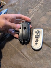 Phonak PilotOne Hearing Aid Remote Control Silver Black with Case