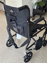 Lightweight Foldable Wheelchair – Excellent Condition