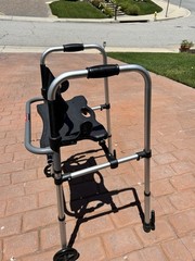 Drive Medical RTL10266CF Walker – Black