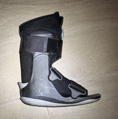 Head to Toe Adjustable Immobilization Walking Boot Foot/Ankle/Leg One Size Bk/Gr