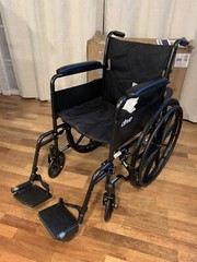 Drive Medical SSP118FA-SF Sport Wheelchair