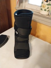 Walking Boot Fracture Boot Short Walker Protective Boot Fits Left or Right Foot