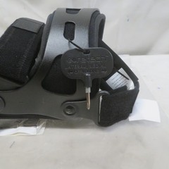 Coretech SUP2079BLKRL 845 Adjustable Straps OA Knee Brace for Right Leg – Large